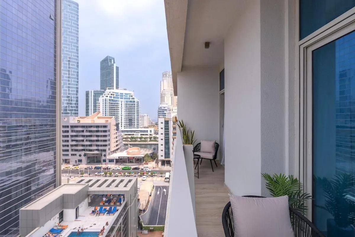 Stylish 1-Bedroom Apartment At Studio One Near Jbr Beach Dubai