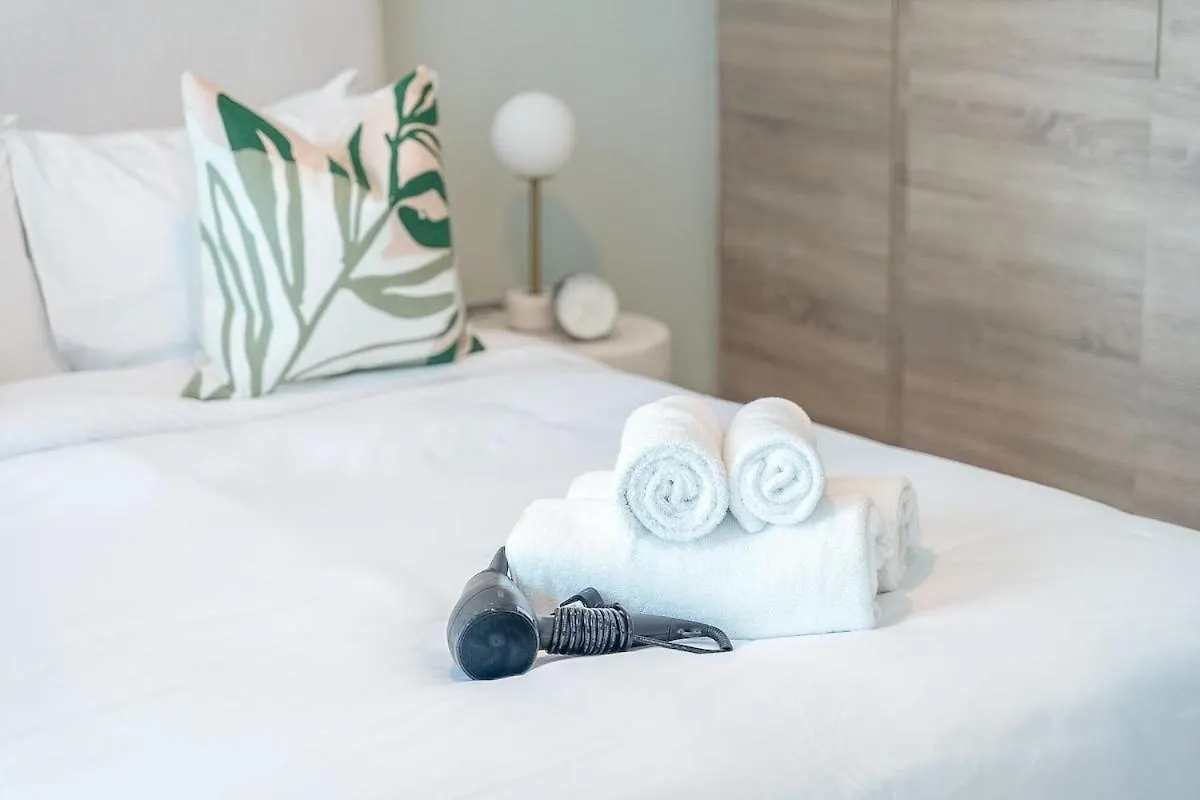 Stylish 1-Bedroom Apartment At Studio One Near Jbr Beach Dubai