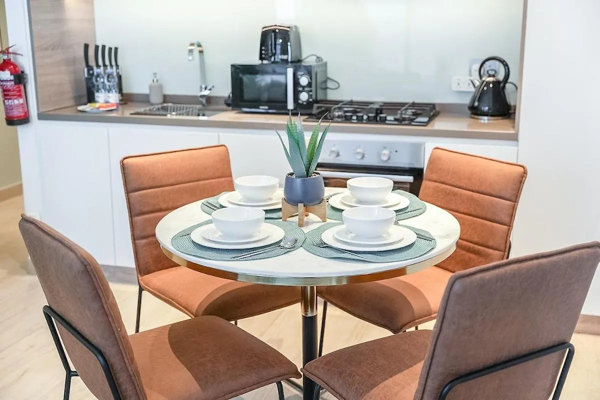 Stylish 1-Bedroom Apartment At Studio One Near Jbr Beach Dubai