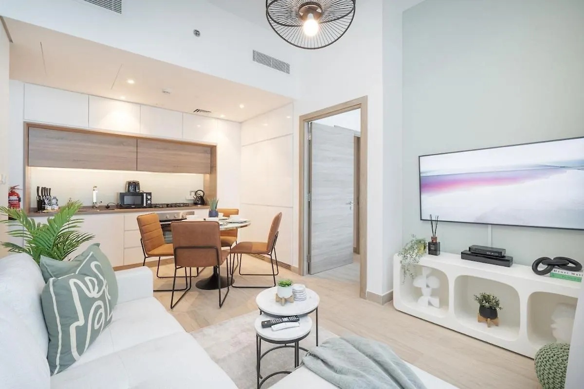 Stylish 1-Bedroom Apartment At Studio One Near Jbr Beach Dubai United Arab Emirates